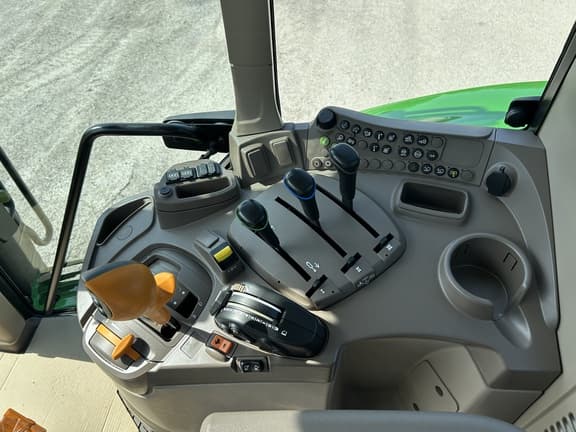 Image of John Deere 6M 145 equipment image 1