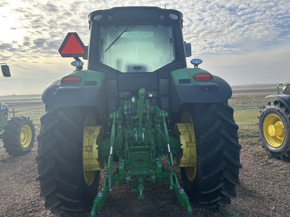 Image of John Deere 6M 155 equipment image 3