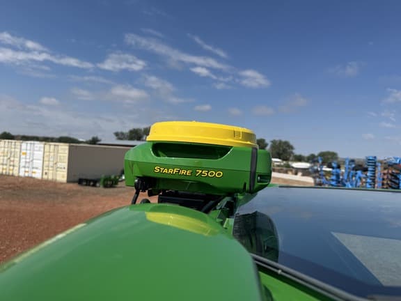 Image of John Deere 6M 165 equipment image 1