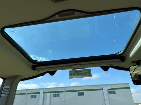 Image of John Deere 6M 180 equipment image 3