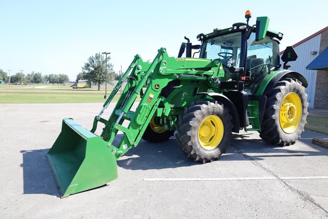 Image of John Deere 6R 130 equipment image 2