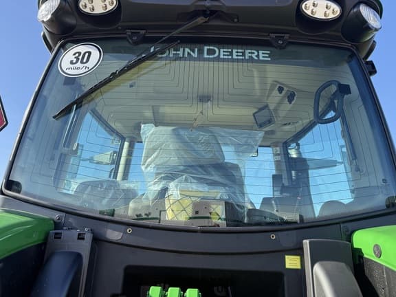 Image of John Deere 6R 140 equipment image 2