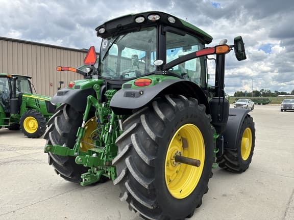 Image of John Deere 6R 145 equipment image 3