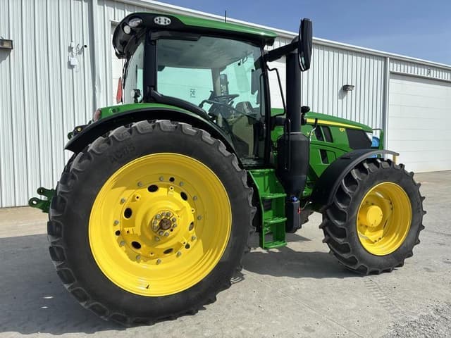 Image of John Deere 6R 145 equipment image 4