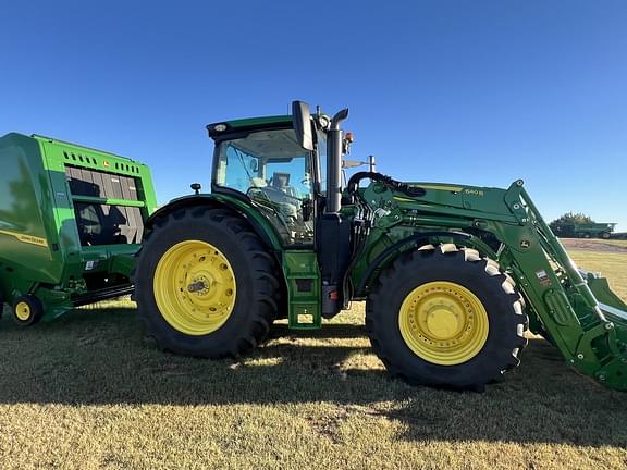 Image of John Deere 6R 155 equipment image 4