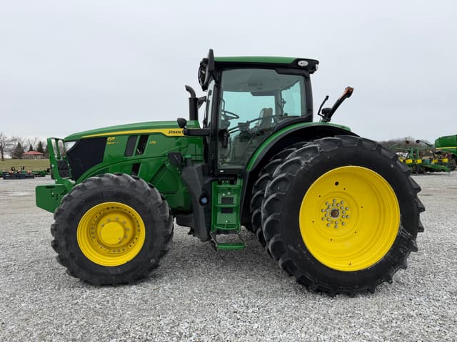 Image of John Deere 6R 175 equipment image 4