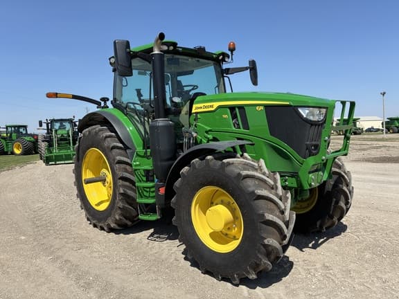 Image of John Deere 6R 195 equipment image 2