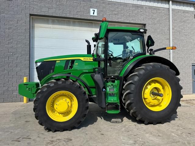 Image of John Deere 6R 215 equipment image 2