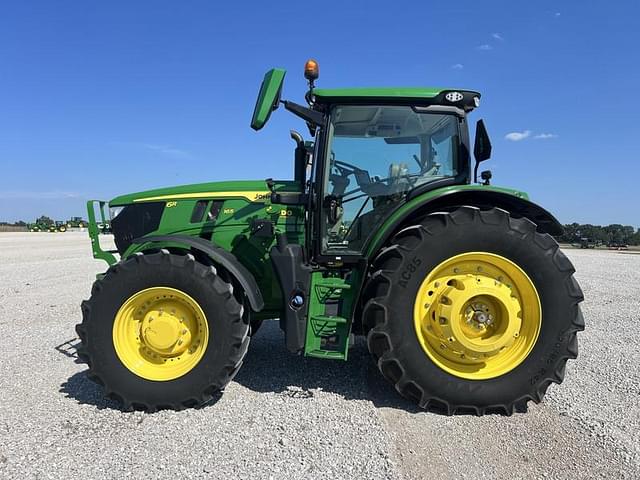 Image of John Deere 6R 165 equipment image 1