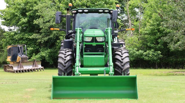 Image of John Deere 6R 195 equipment image 1