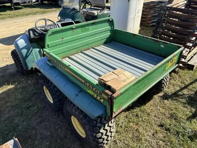 Image of John Deere Gator 6x4 equipment image 2