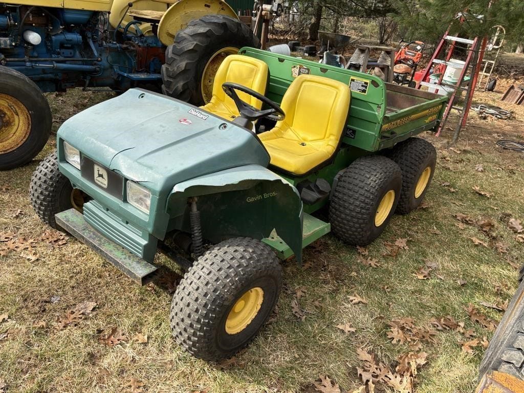 John Deere Gator 6x4 Equipment Image0