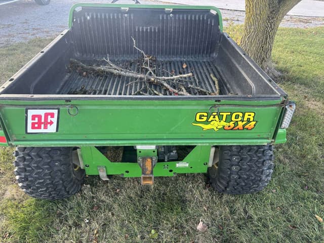Image of John Deere Gator 6x4 equipment image 3