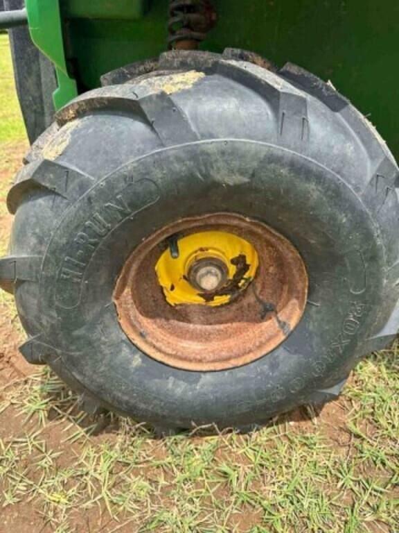 Image of John Deere Gator 6x4 equipment image 4