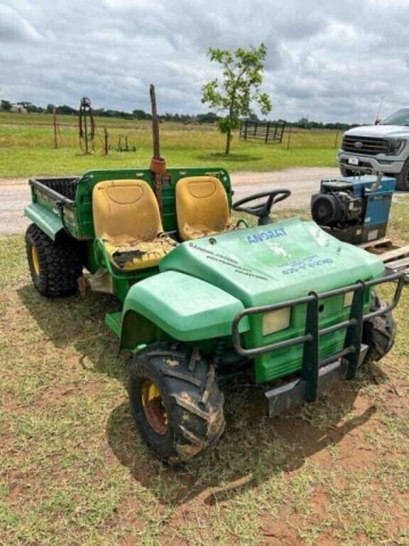 Image of John Deere Gator 6x4 Primary image