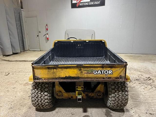 Image of John Deere Gator equipment image 3