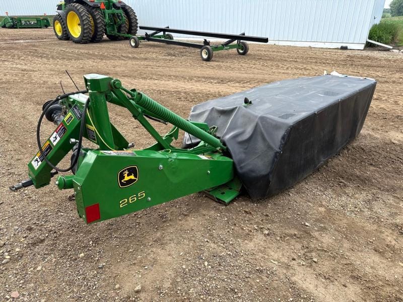 John Deere 265 Equipment Image0