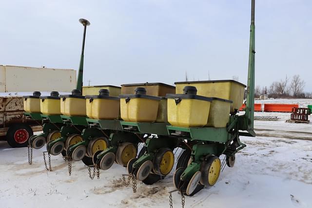 Image of John Deere 7000 equipment image 4