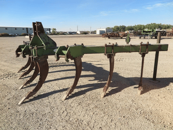 Main image John Deere V-Ripper