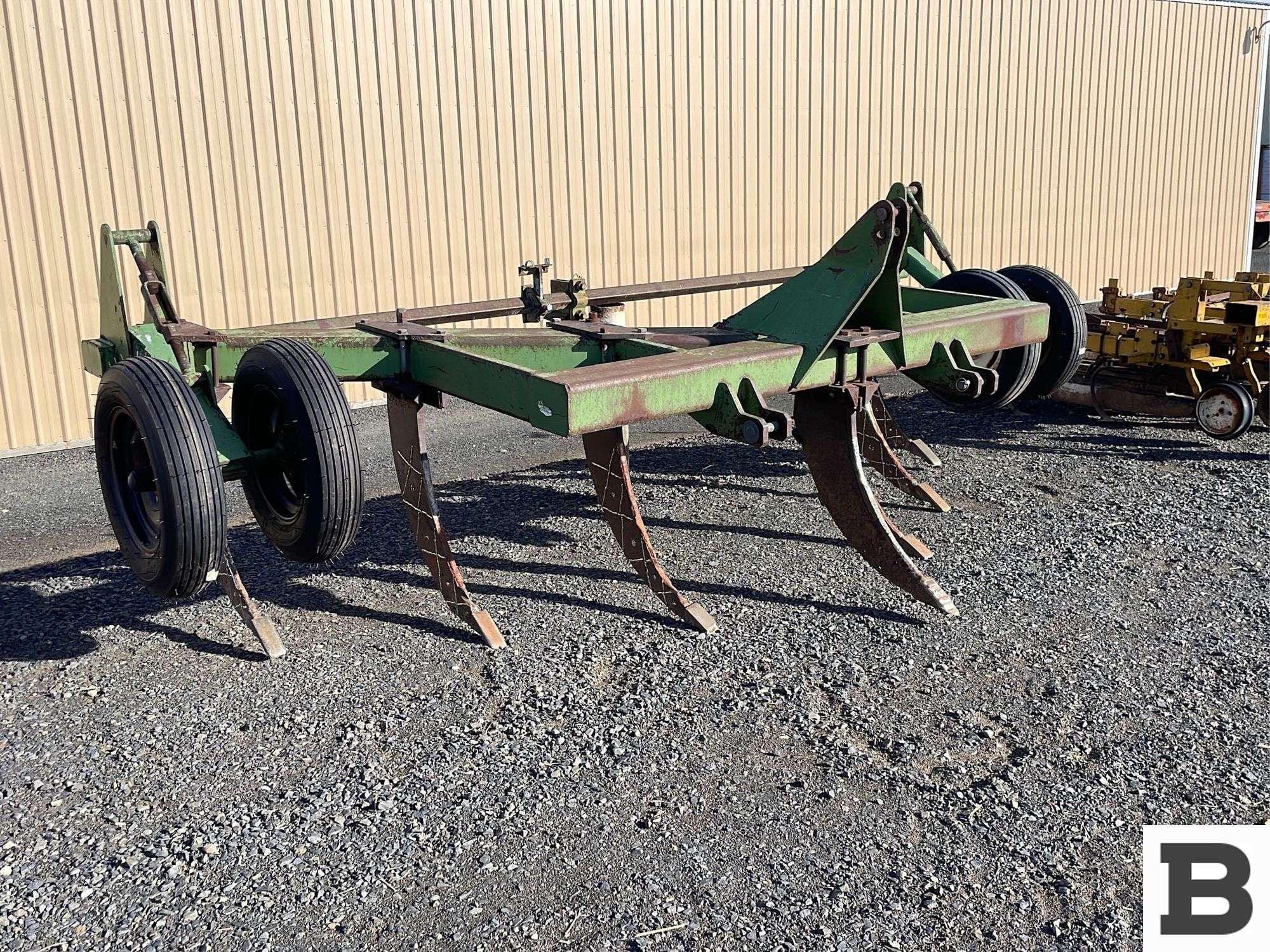 Main image John Deere Undetermined