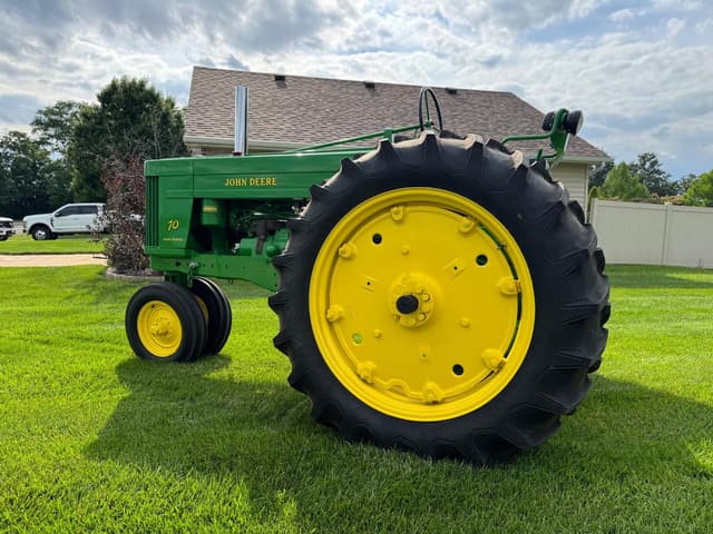 Image of John Deere 70 equipment image 3