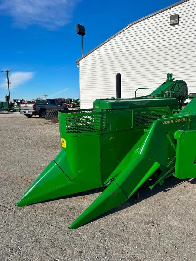 Image of John Deere 70 equipment image 1