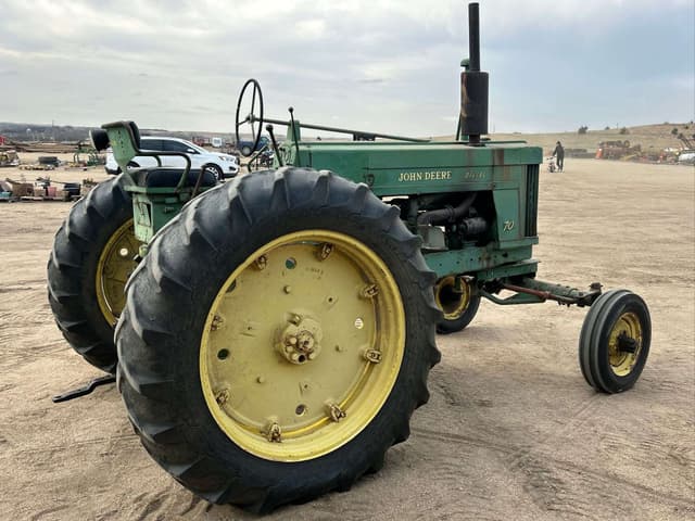 Image of John Deere 70 equipment image 2