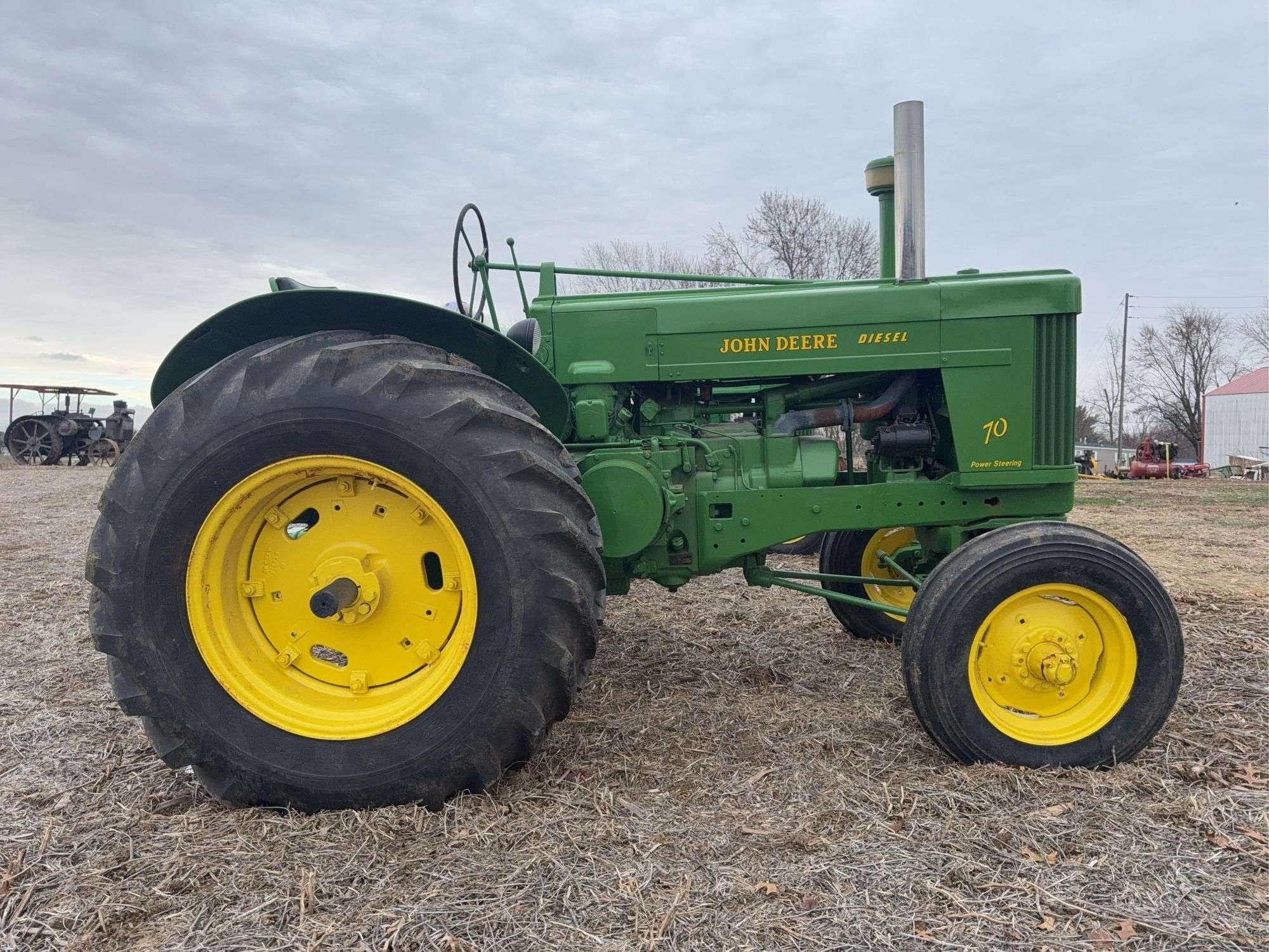 Main image John Deere 70