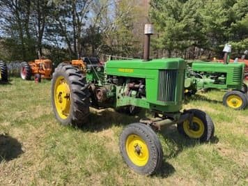 Main image John Deere 70