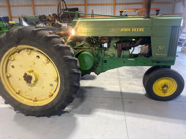 Image of John Deere 70 equipment image 1