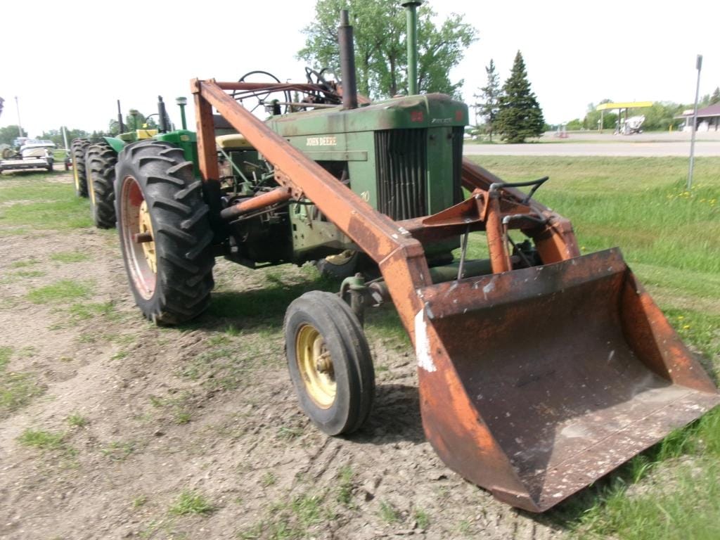 John Deere 70 Equipment Image0