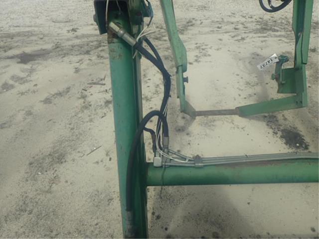 Image of John Deere 70 equipment image 2