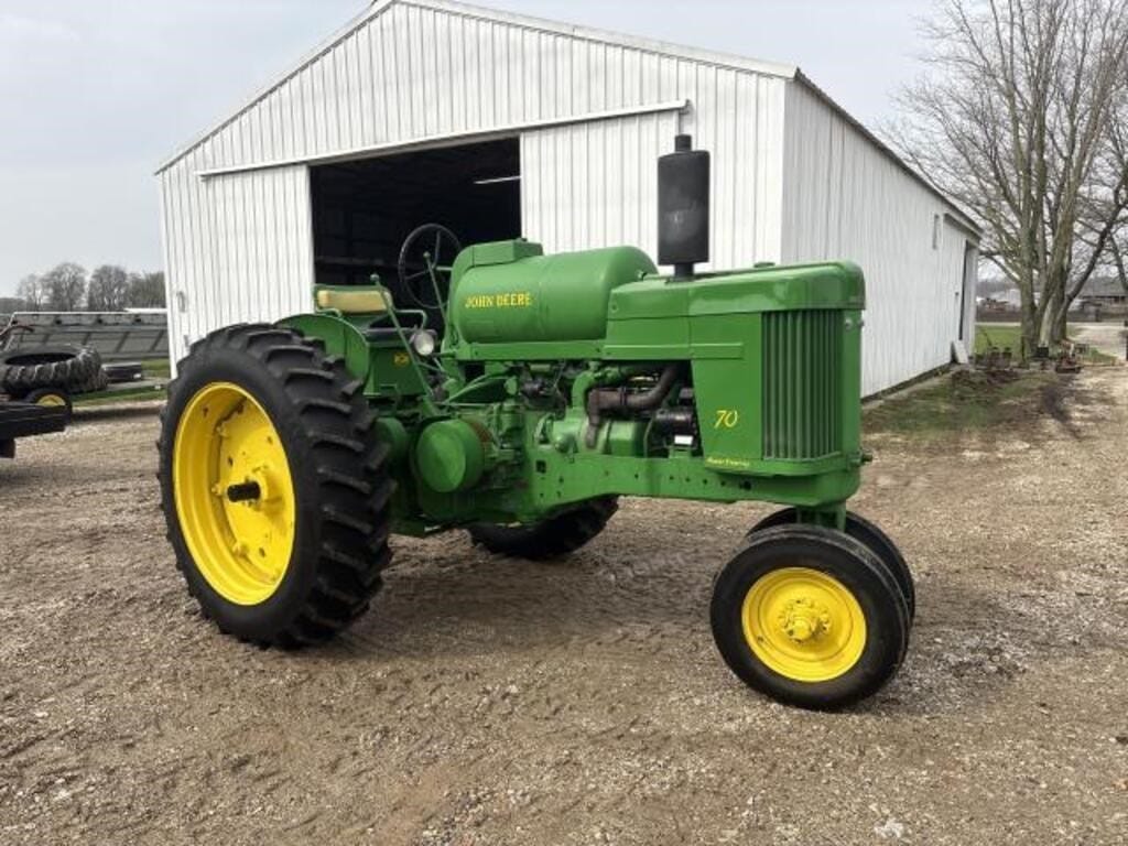 John Deere 70 Equipment Image0