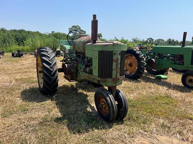 Image of John Deere 70 equipment image 1