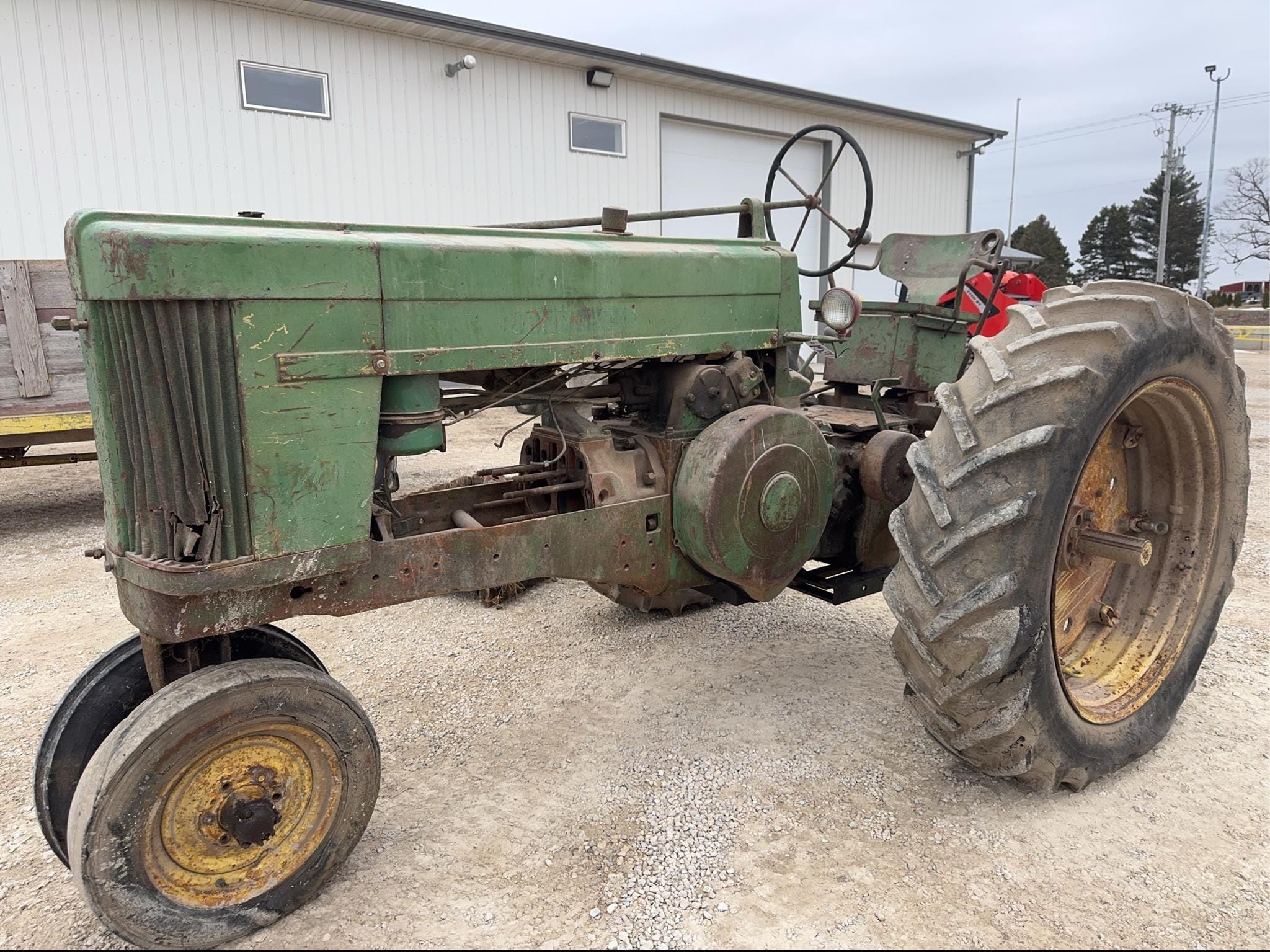 John Deere 70 Equipment Image0