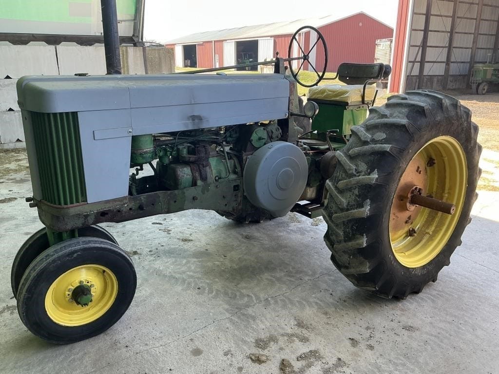 John Deere 70 Equipment Image0