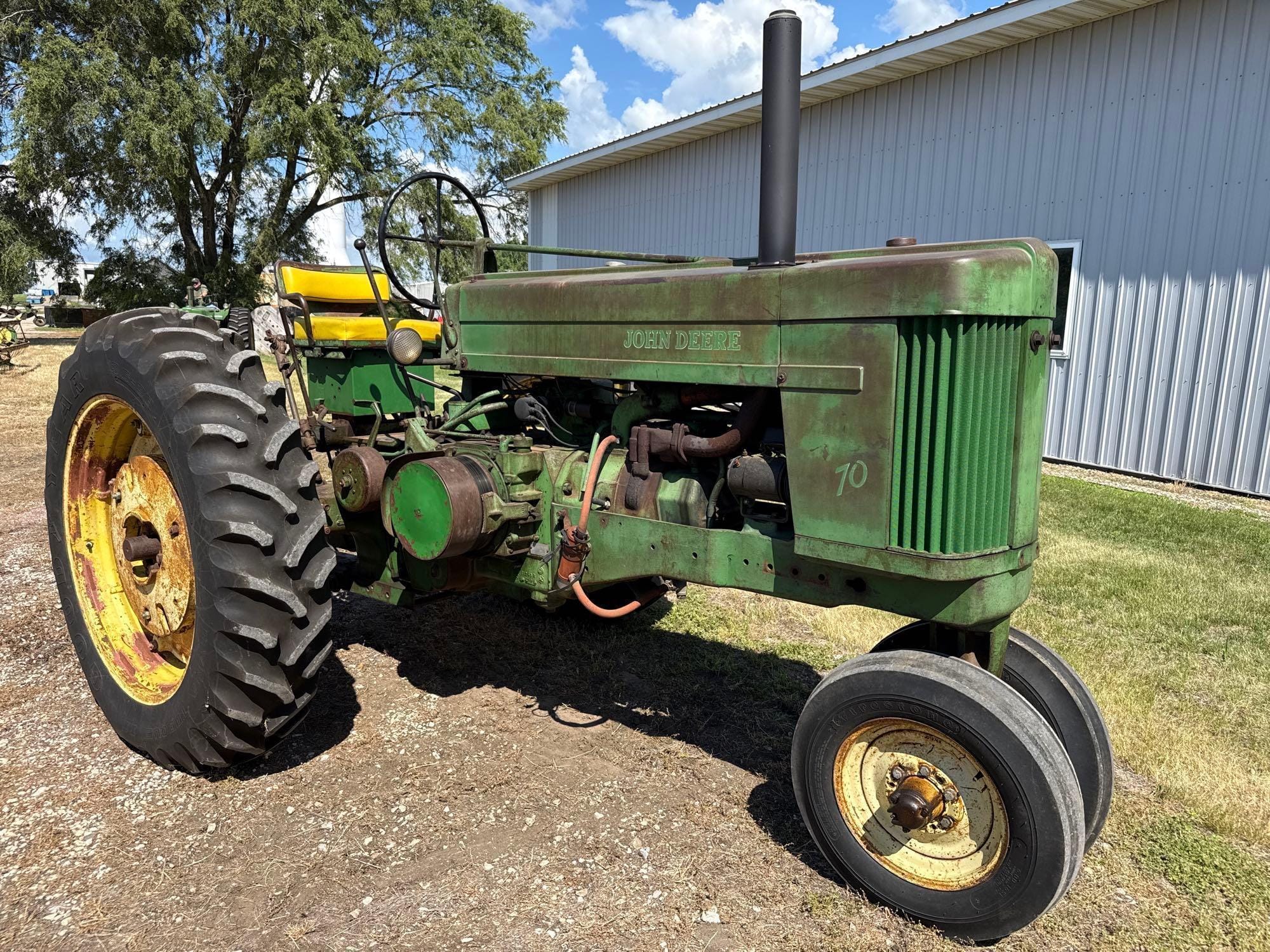 John Deere 70 Equipment Image0