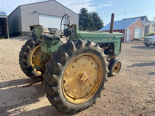 Image of John Deere 70 equipment image 3