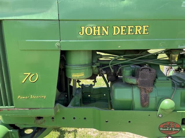 Image of John Deere 70 equipment image 4