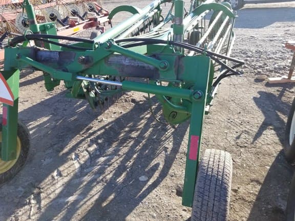 Image of John Deere 700 equipment image 4