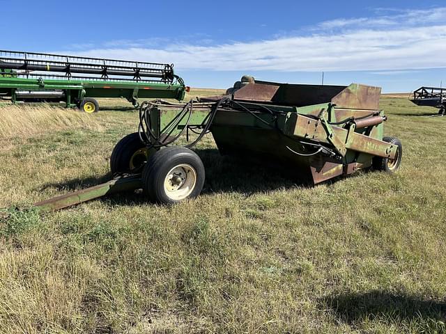 Image of John Deere 700 equipment image 4