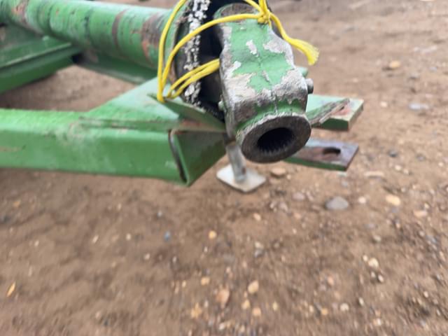 Image of John Deere 700 equipment image 4