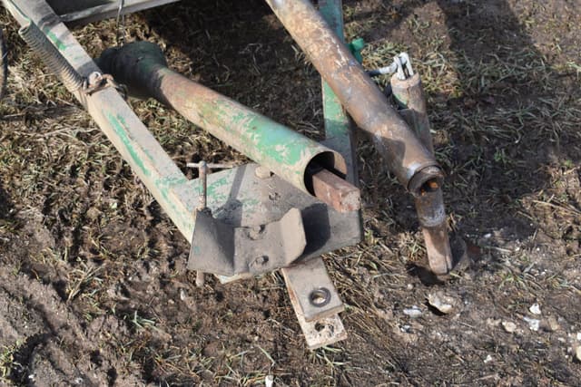 Image of John Deere 700 equipment image 4