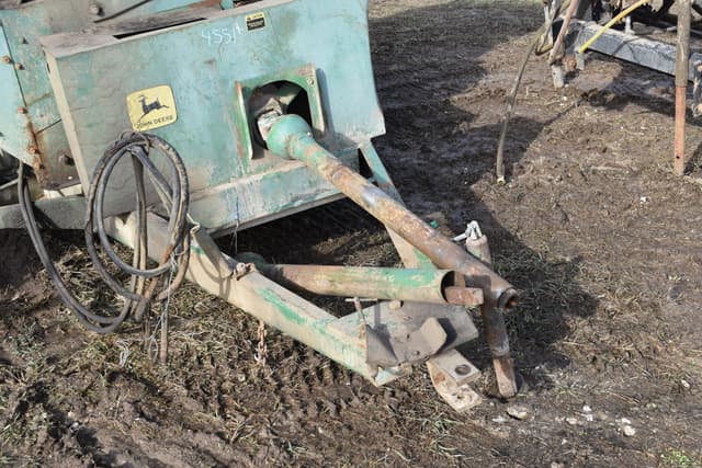 Image of John Deere 700 equipment image 3