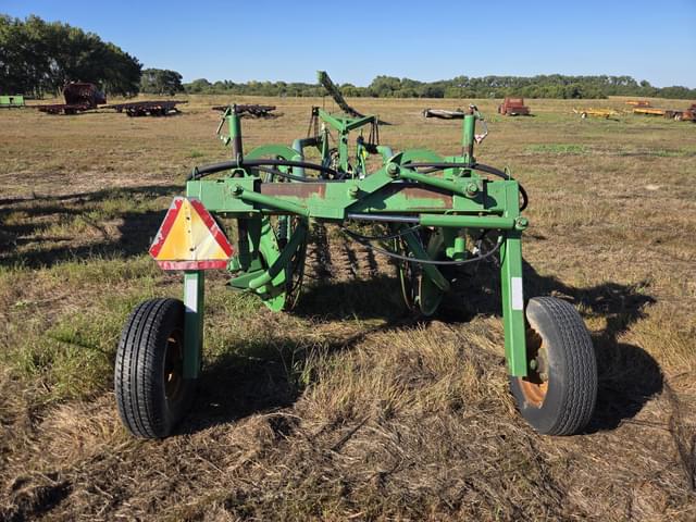 Image of John Deere 700 equipment image 4