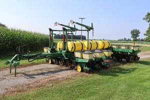 John Deere 7000 Image