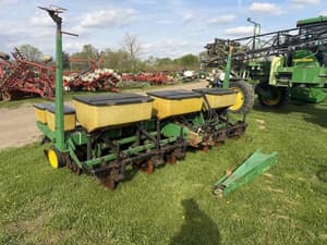 John Deere 7000 Image