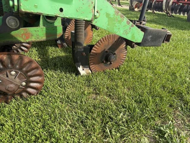 Image of John Deere 7000 equipment image 4