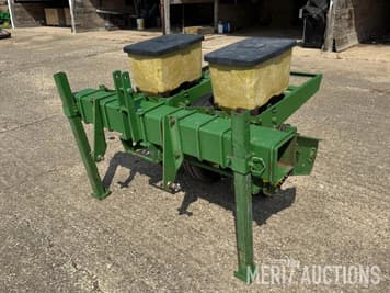 Main image John Deere 7000
