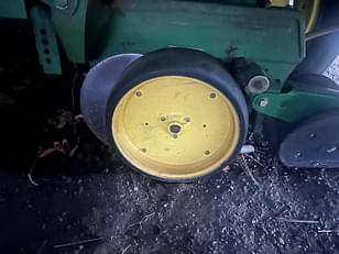 Main image John Deere 7000 4